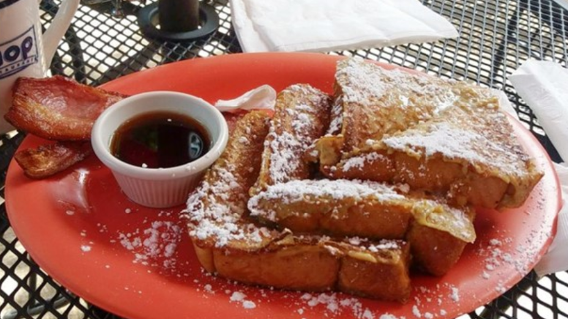 Your guide to the 3 top spots in St. Louis' DeBaliviere Place