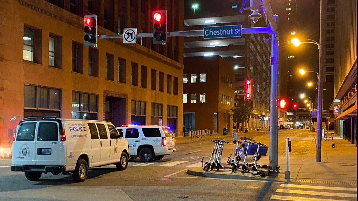 Four Teens Targeted In 3 A.m. Shooting In Downtown St. Louis | Ksdk.com