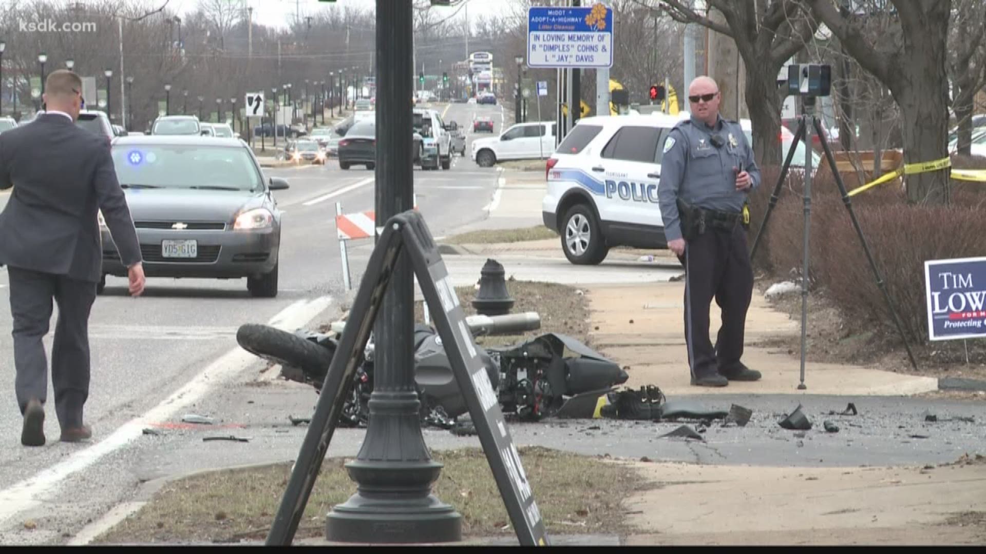 Motorcyclist dies at after crash on N. Lindbergh in Florissant