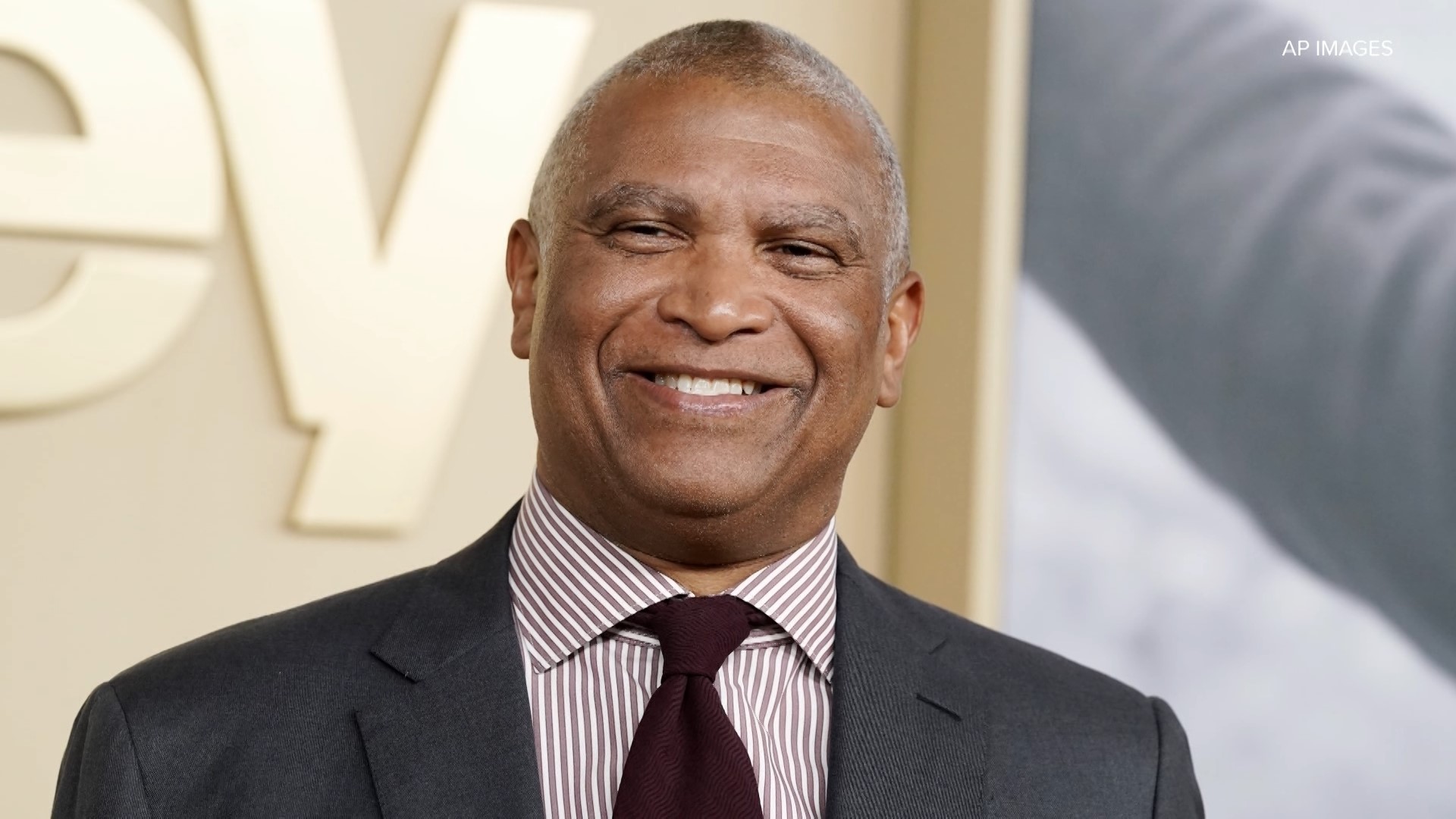 Reginald Hudlin reached a major milestone in his career when he recently received a lifetime achievement award from the St. Louis International Film Festival.