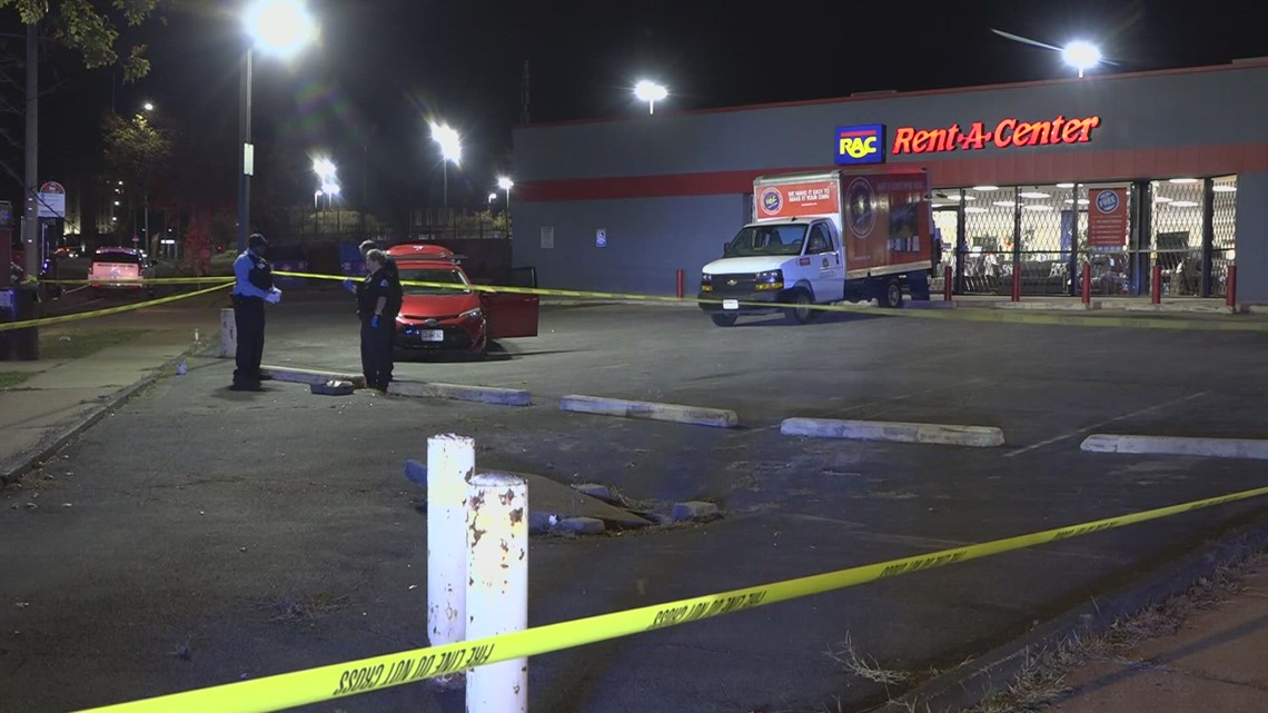 1 dead after shooting in south St. Louis parking lot | ksdk.com