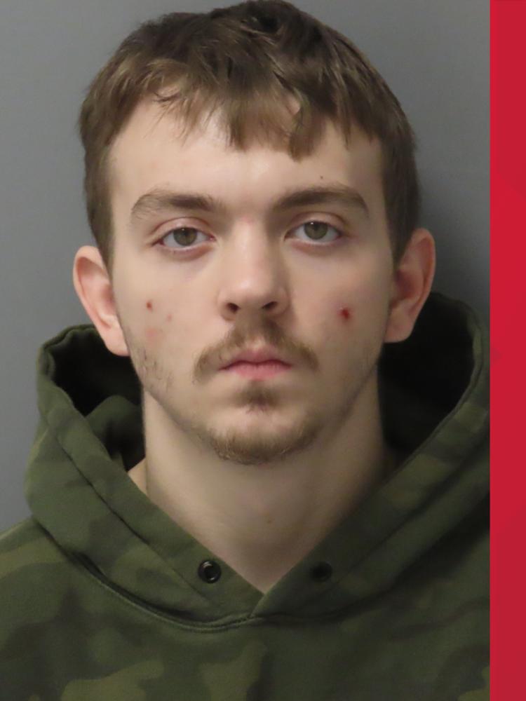 19-year-old charged with murder after allegedly shooting man in front ...
