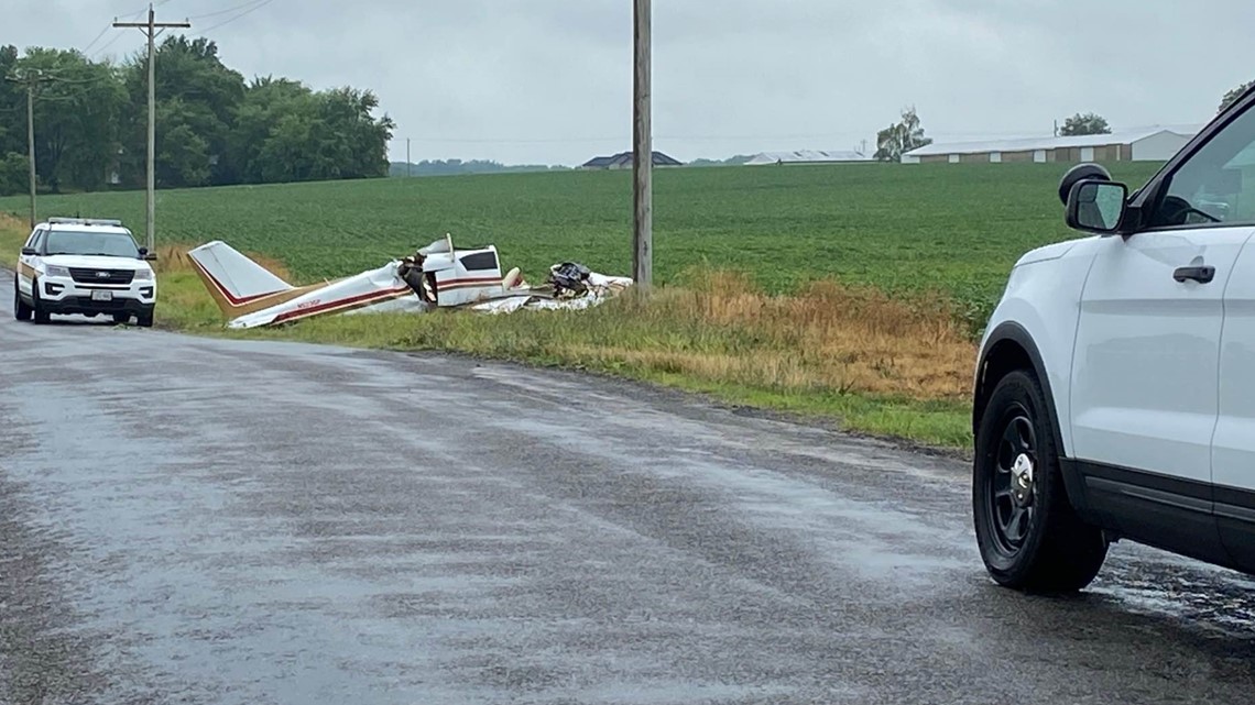 1 dead in plane crash in Madison County, Illinois