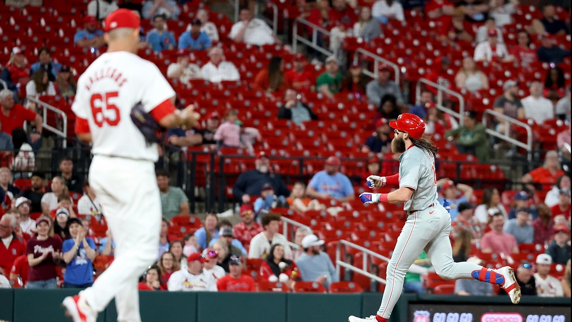 Cardinals come back to force extra innings, lose 5-3 to Phillies | ksdk.com