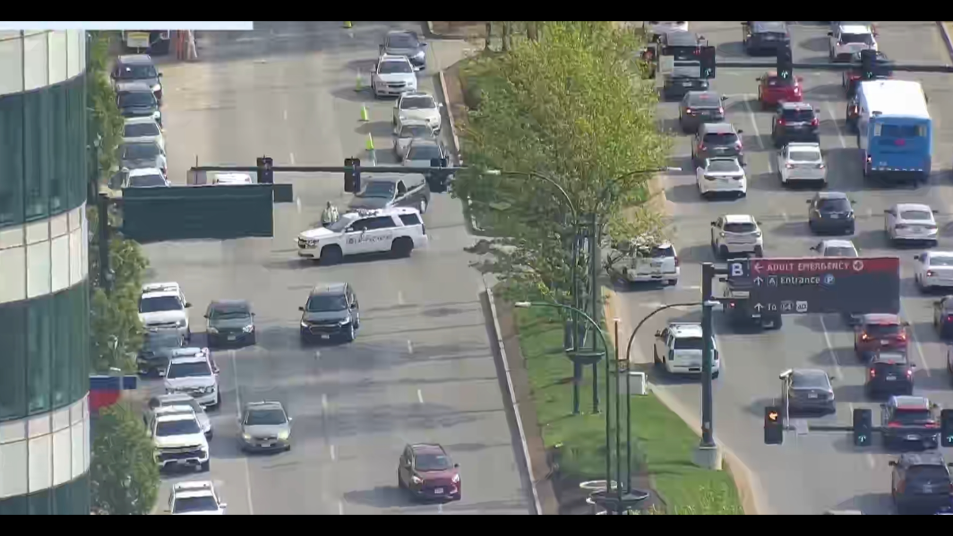 Police officers injured, suspect shot in St. Louis Friday | ksdk.com