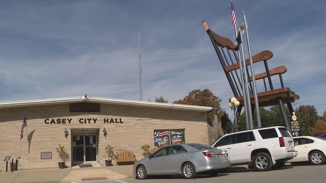 Casey, Illinois holds 14 Guinness World Records