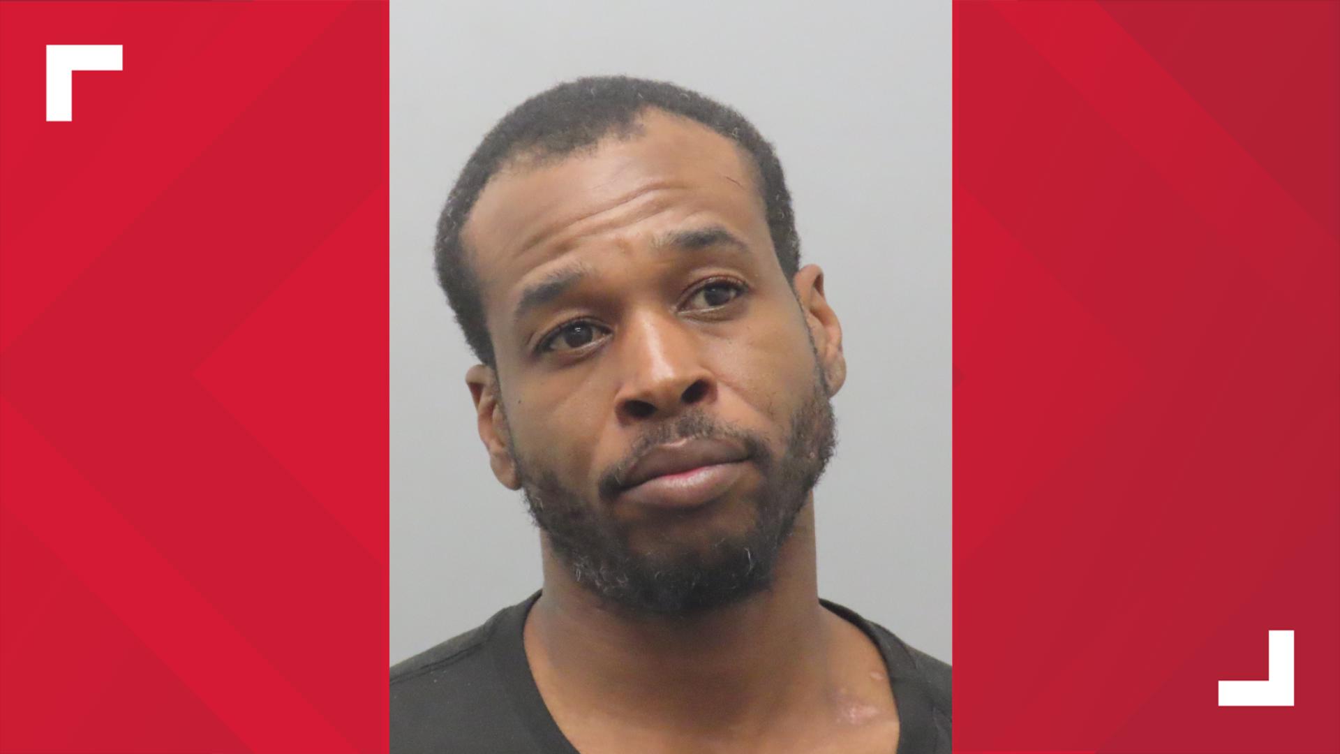 Man turns himself in, tells police he killed his pregnant girlfriend in ...