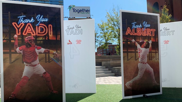 Pujols, Molina thank you cards available to sign this weekend