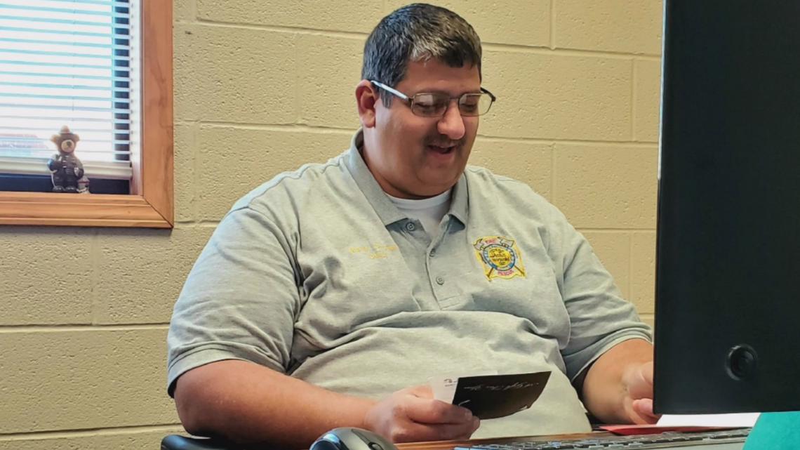 Festus fire chief battles COVID-19, pneumonia in ICU - Vimarsana News