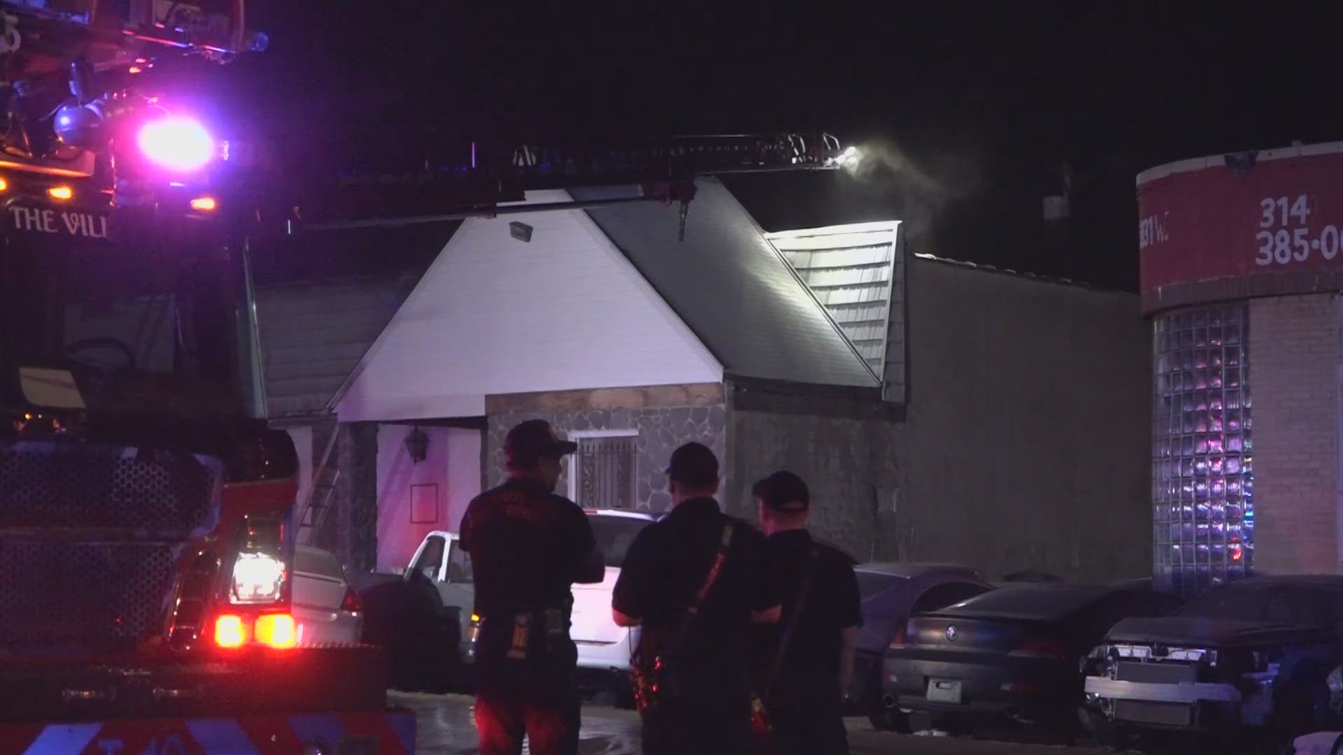 Crews battle fire at north St. Louis church | ksdk.com
