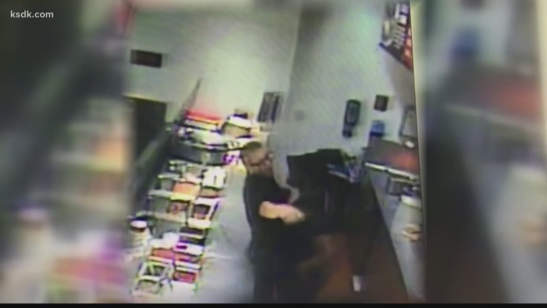 Employee attacks manager at Kirkwood Chipotle