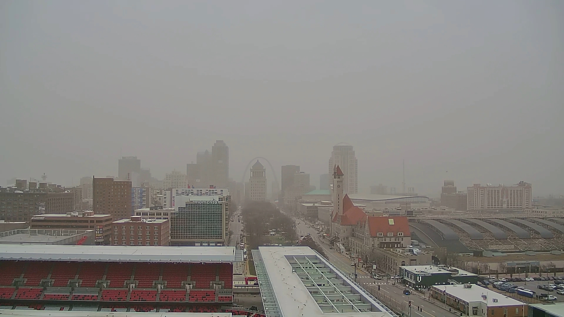St. Louis faces smoke and dust after tornadoes | ksdk.com