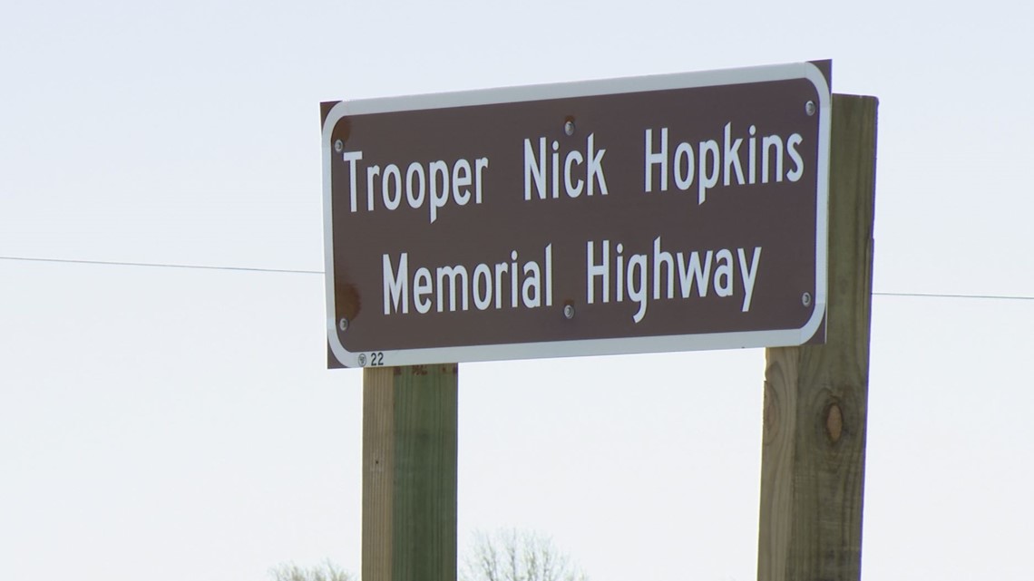 Illinois Route 3 stretch dedicated to state trooper Hopkins - Vimarsana News
