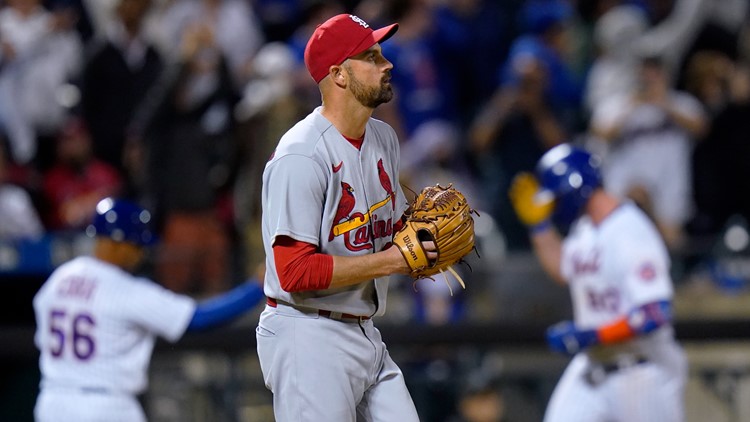 Cardinals bullpen allows 9 runs in 4 innings in 11-4 loss to Mets, Pujols makes history again