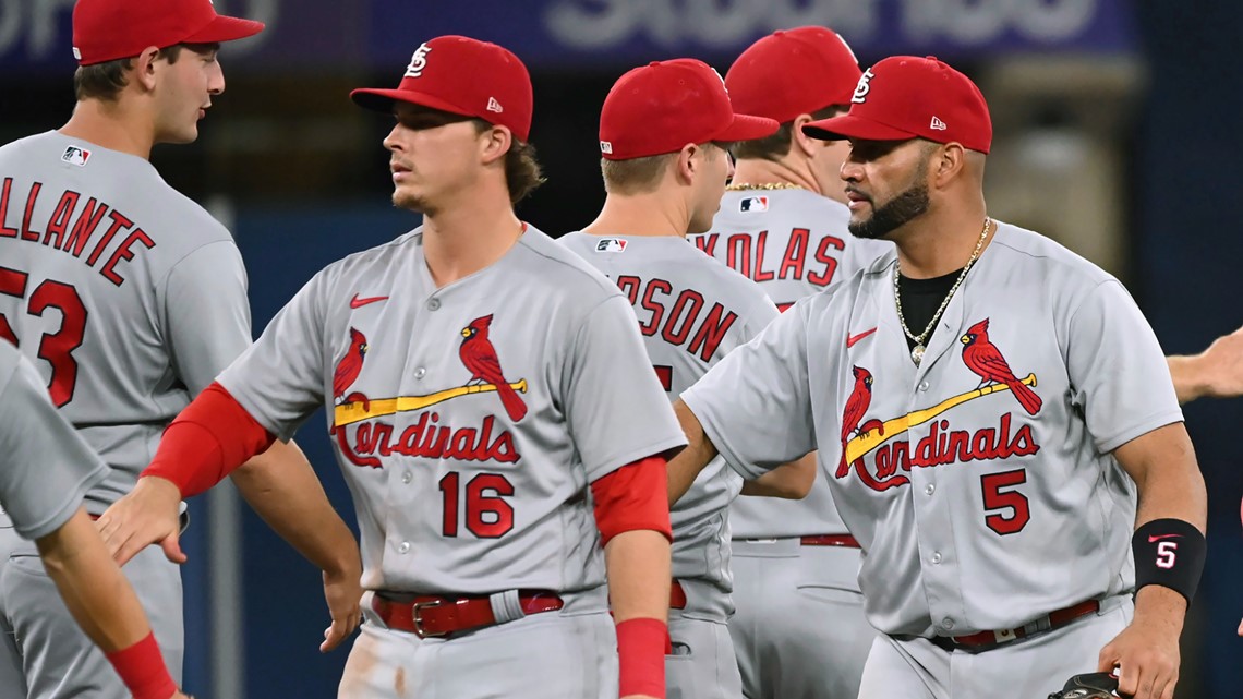 Albert Pujols, Adam Wainwright lead Cardinals past Blue Jays