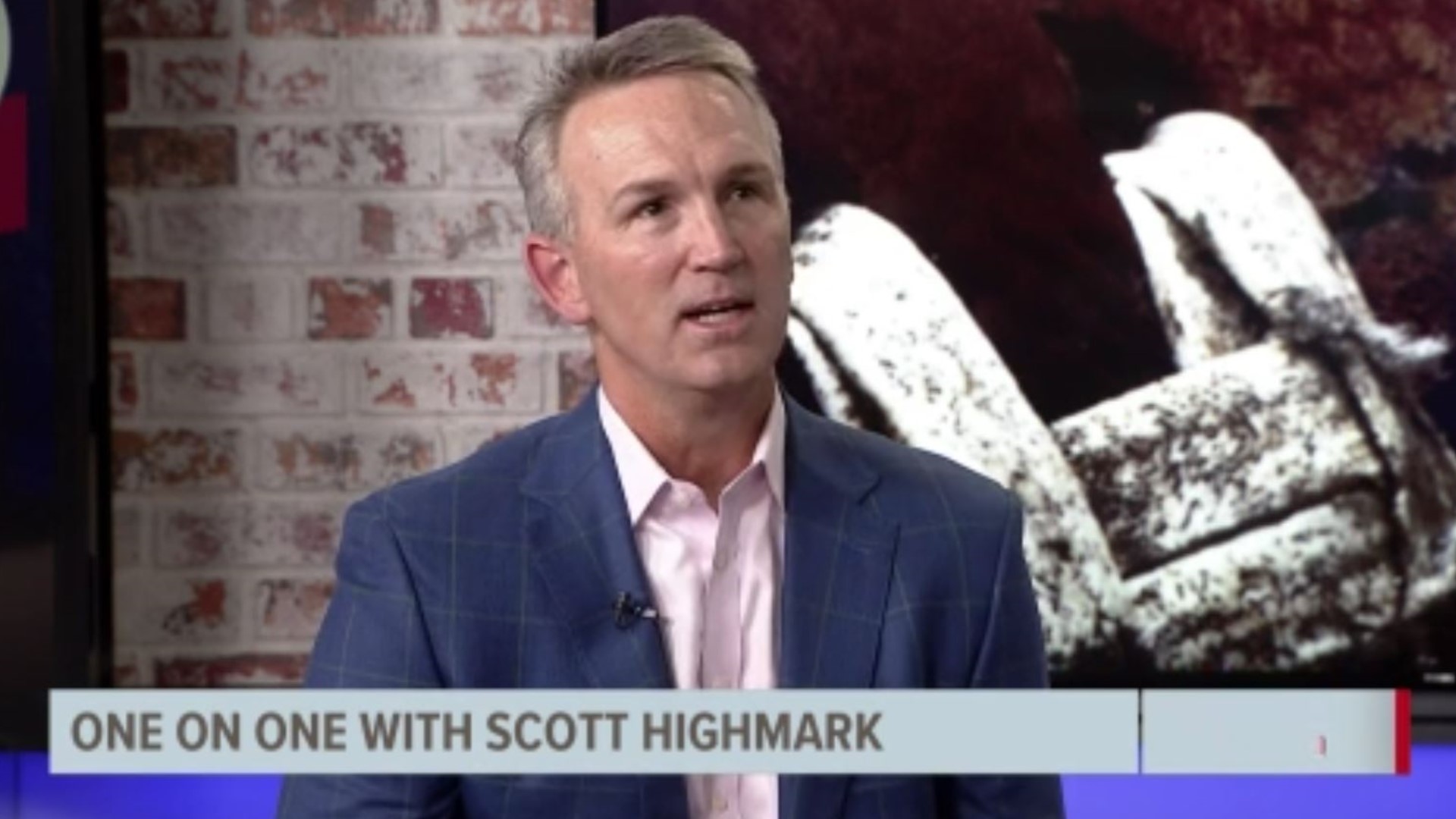 Frank Cusumano sits down with former SLU player Scott Highmark to discuss the team's head coach search. They also discuss this year's March Madness tournament.