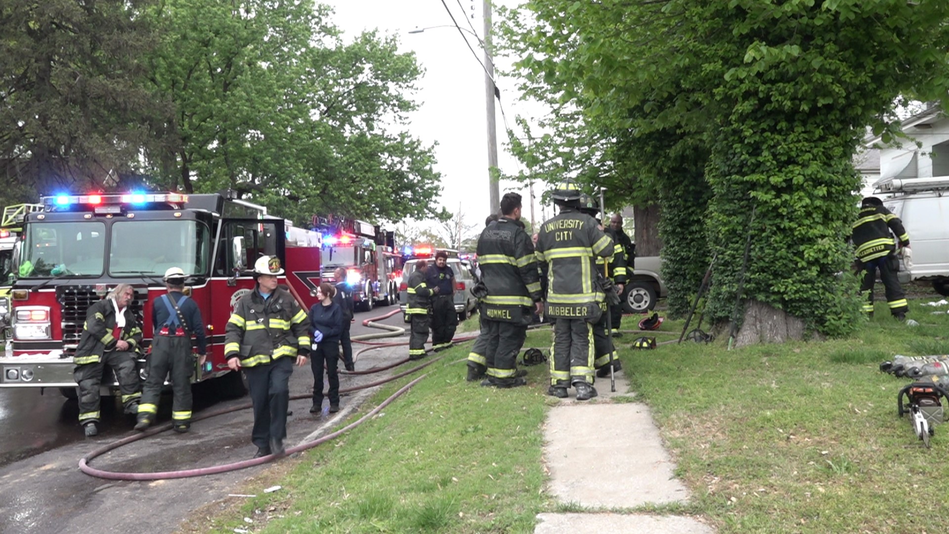 Firefighter is injured Thursday while battling Jennings fire