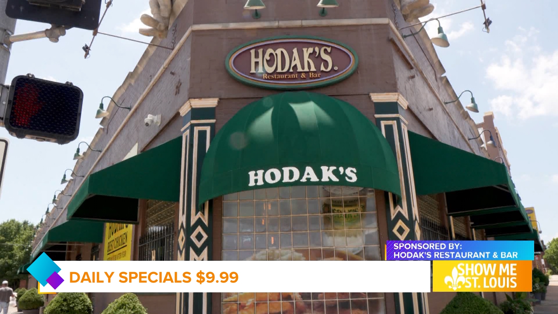 Hodak's continues to delight St. Louis with its popular chicken wings and hand-breaded mushrooms.