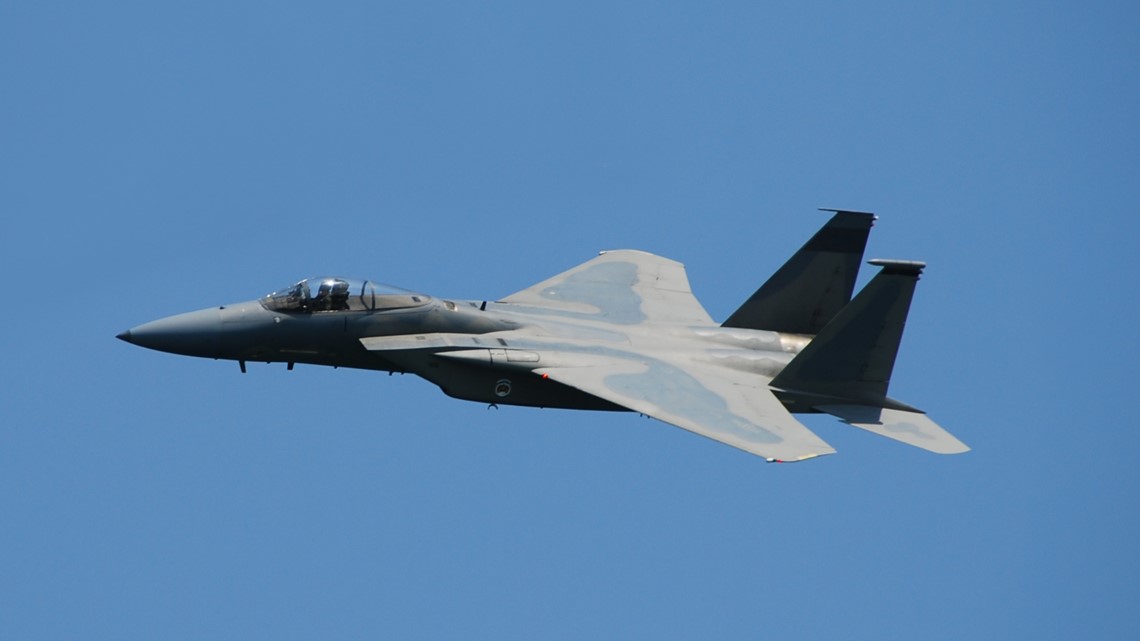 F15 fighter jet causes sonic boom over central Illinois