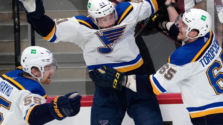 Blues stage epic Game 5 comeback to keep season alive with 5-4 win over Avalanche in overtime