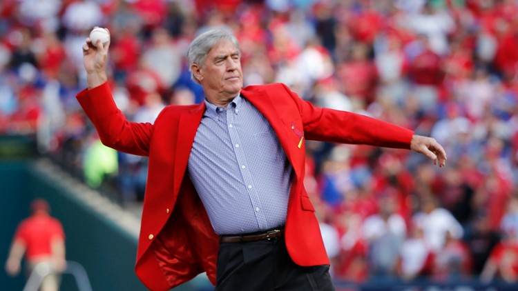 KMOX Sports on X: Ted Simmons, soon to be inducted in Cooperstown, has his  statue unveiled outside Busch Stadium. 📸: @Cardinals #stlcards   / X