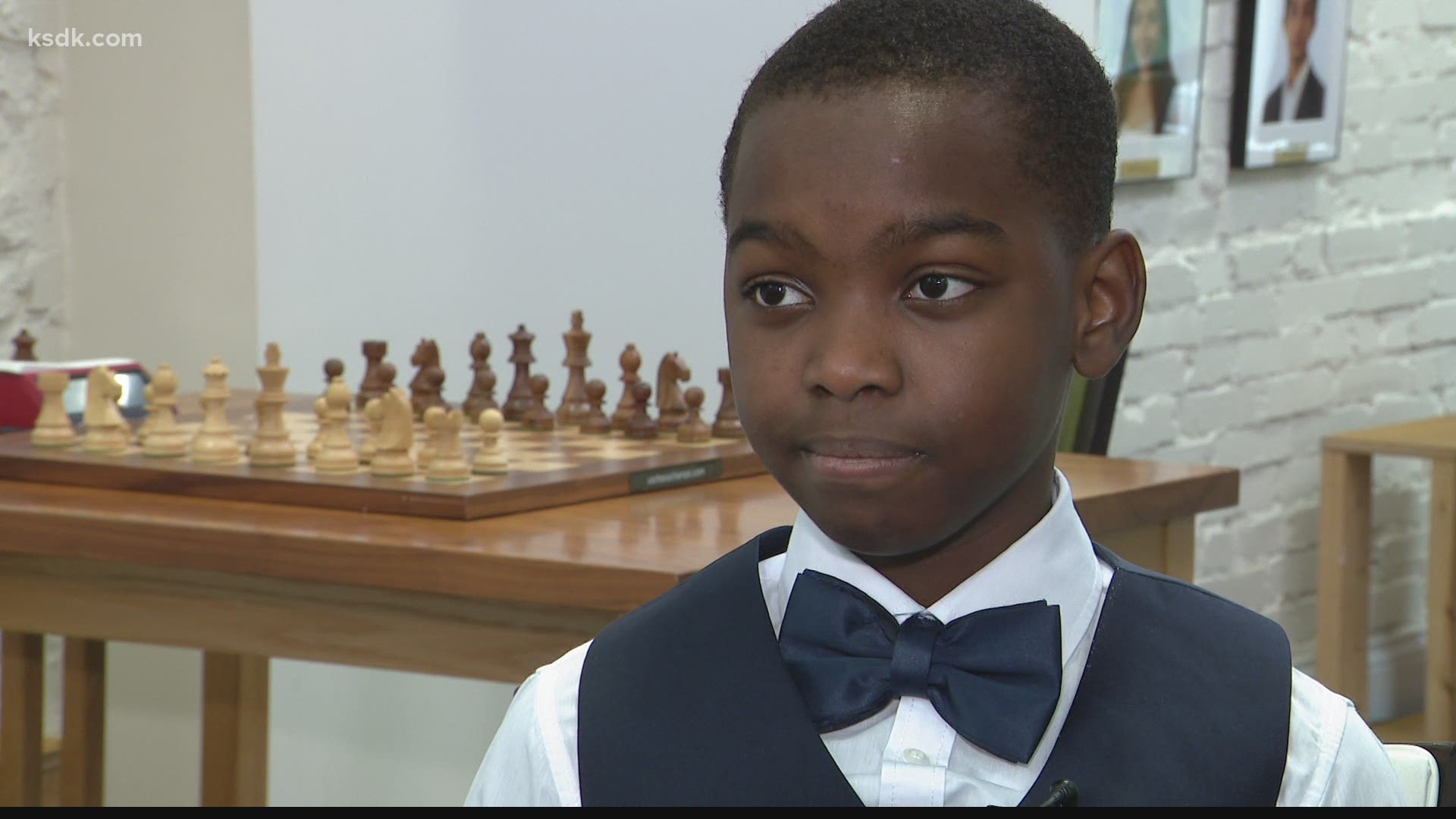 12-year-old chess prodigy FM Tani Adewumi plays blindfolded chess