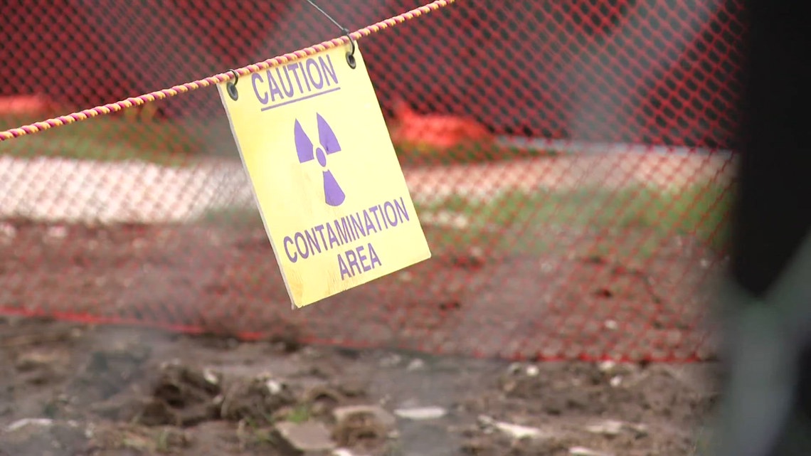 Army to demolish radioactive clubhouse in St. Louis County, raising fears of widespread nuclear contamination in residential areas