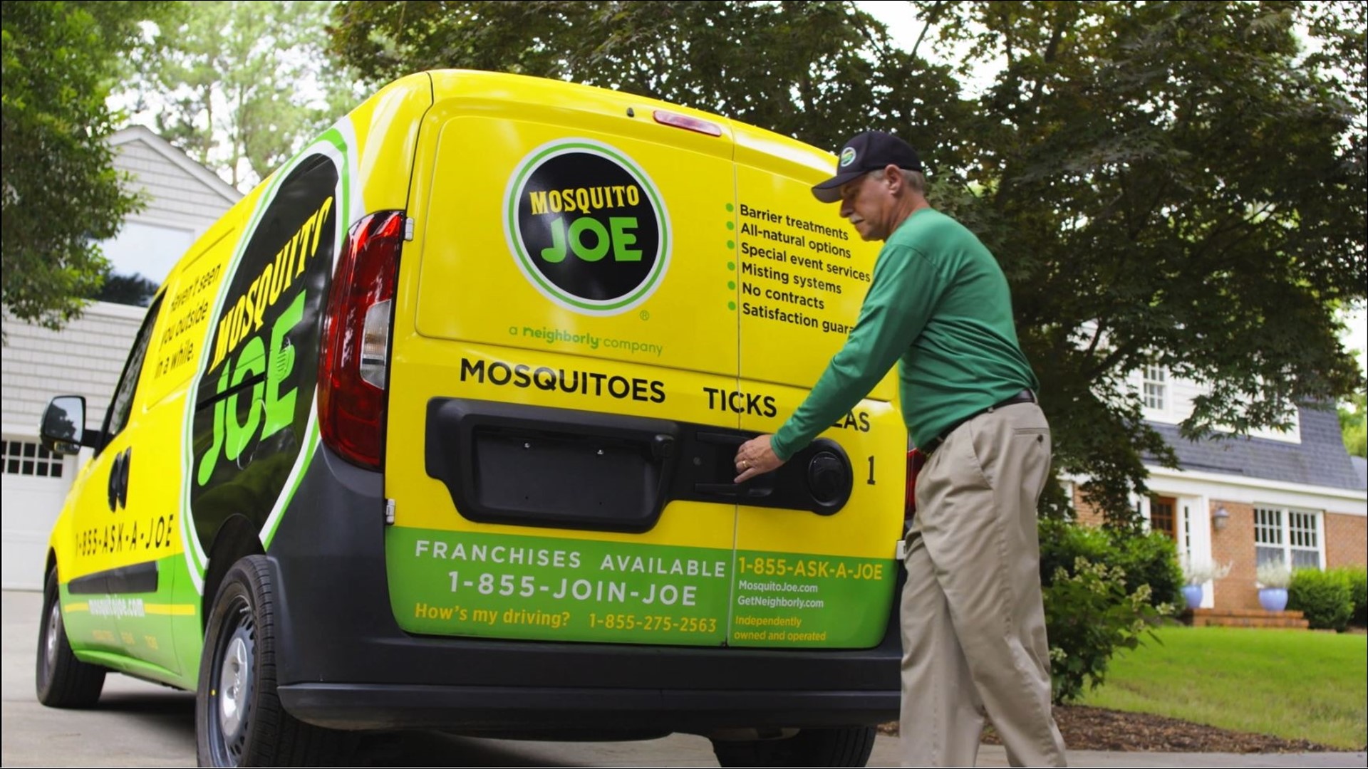 Do not let pests get in the way of making memories outdoors this summer. Call the experts at Mosquito Joe, today!