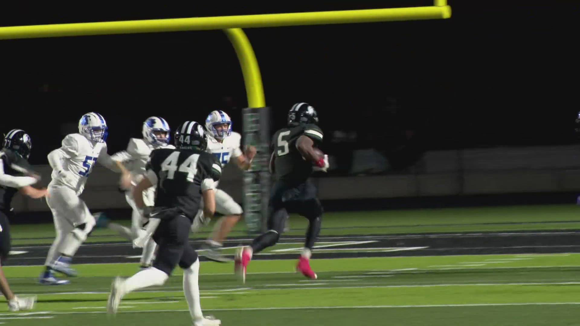 5 On Your Sideline returns with another week of high school football. Here are the best highlights from St. Charles vs. Orchard Farm.