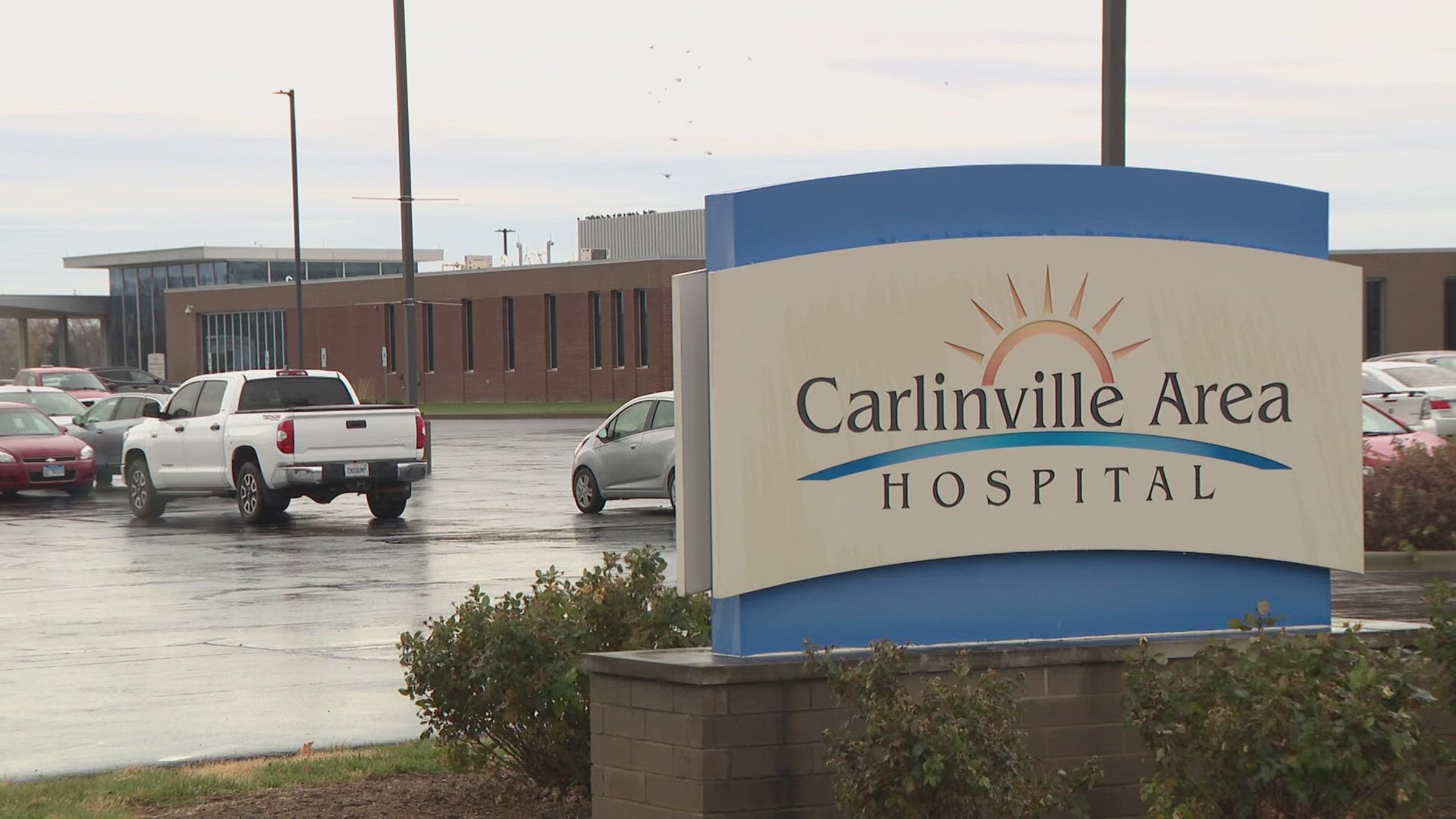 Carlinville police shot a man after a traffic stop in a hospital parking lot. Police said when they pulled over the suspect, he pointed a gun at an officer.