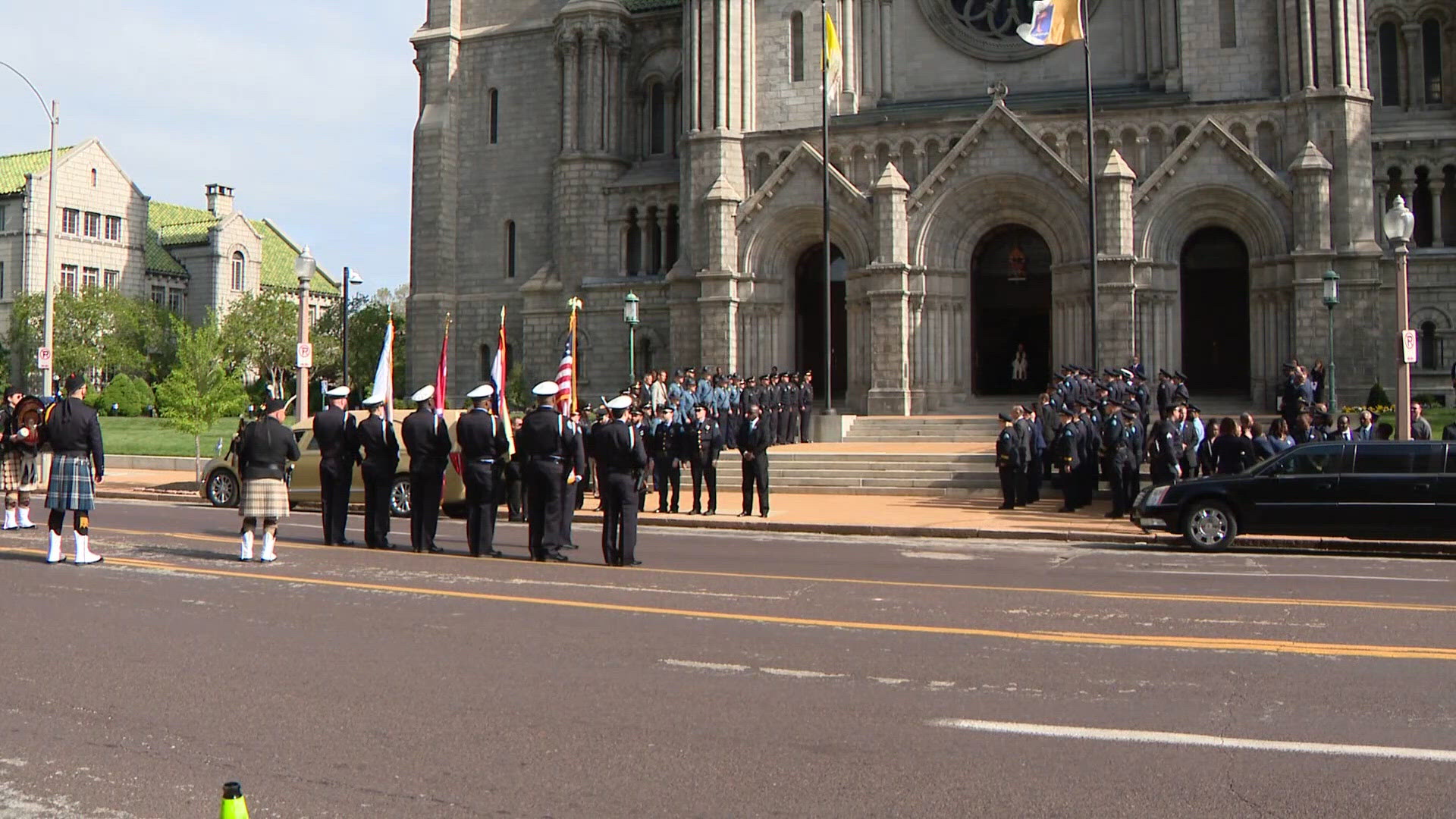 St. Louis remembers a fallen police officer | ksdk.com