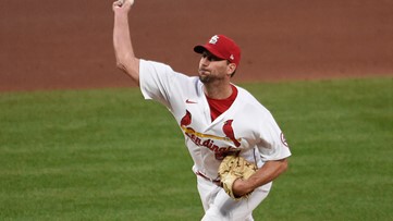 Wainwright tosses complete game, but outdueled by Phillies' Wheeler as Cardinals lose 2-1 in series opener