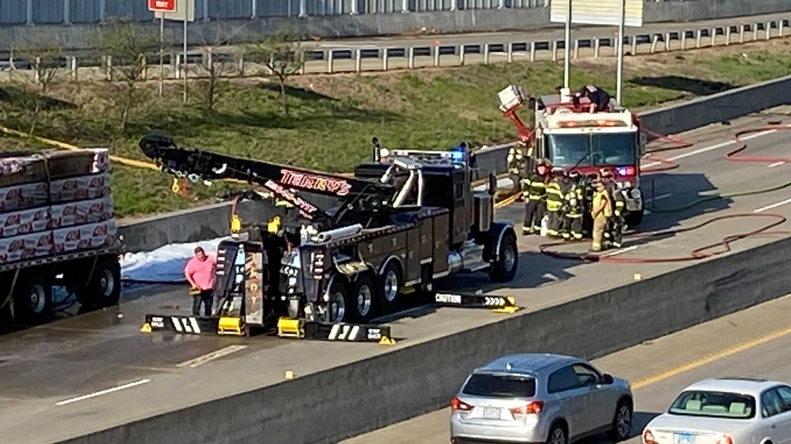 Fatal crash on I64 eastbound in St. Louis County