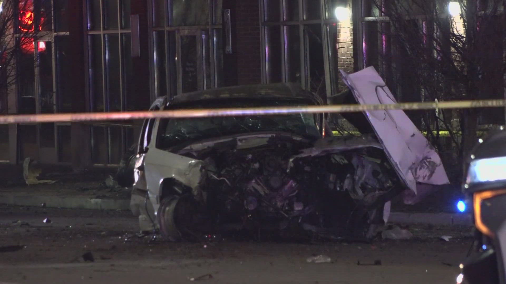 1 dead, 2 injured after police chase ends in north St. Louis crash ...
