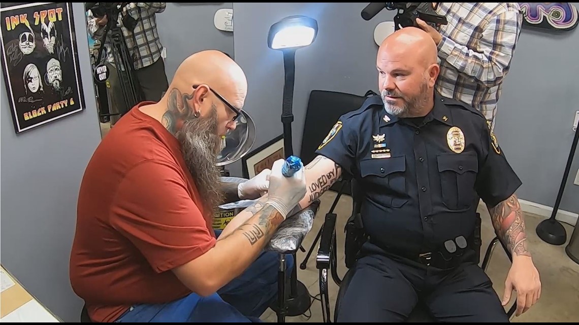 Police chief, ex-con tattoo artist become unlikely friends