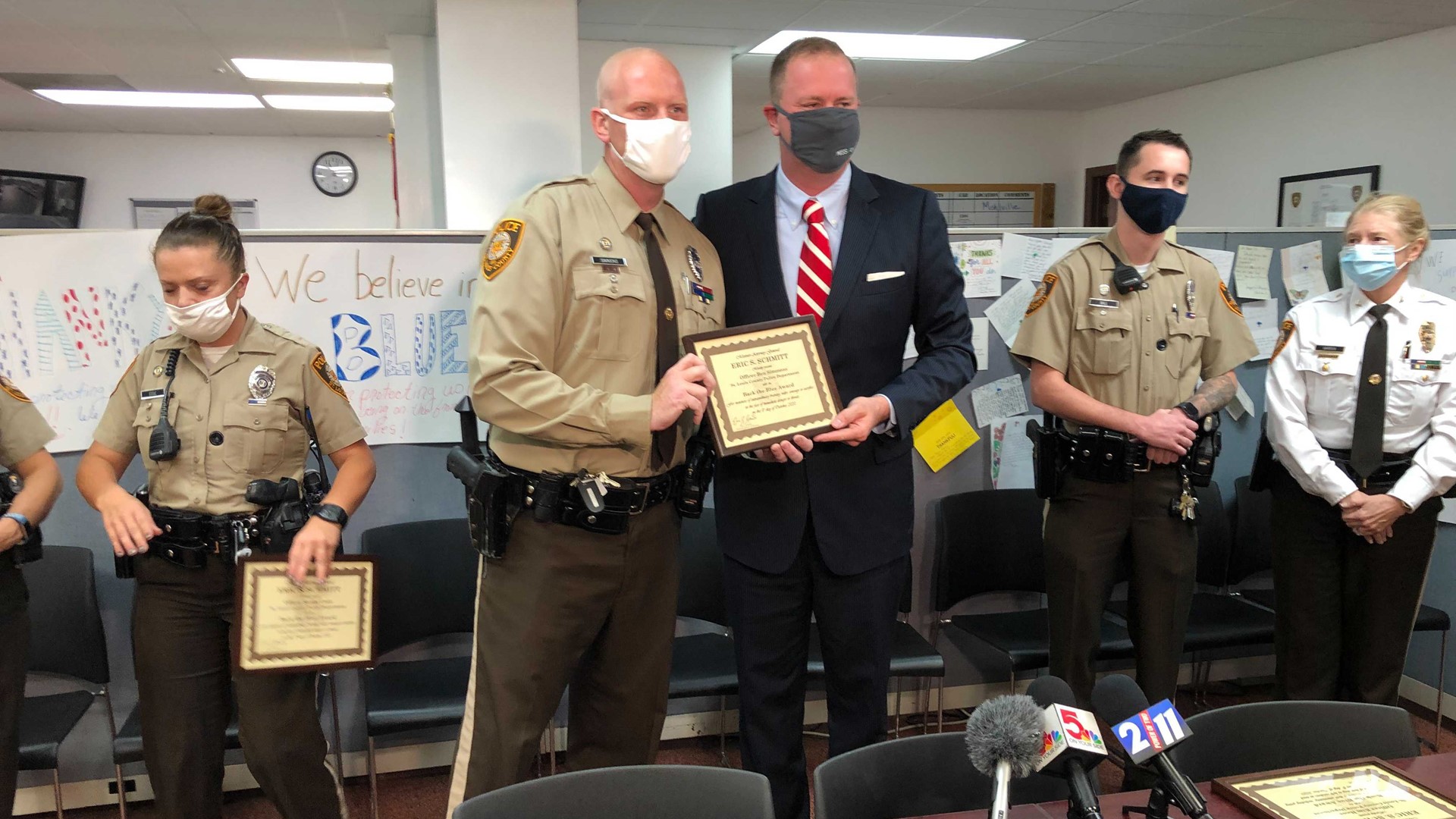 St. Louis County police officers receive 'Back the Blue' awards