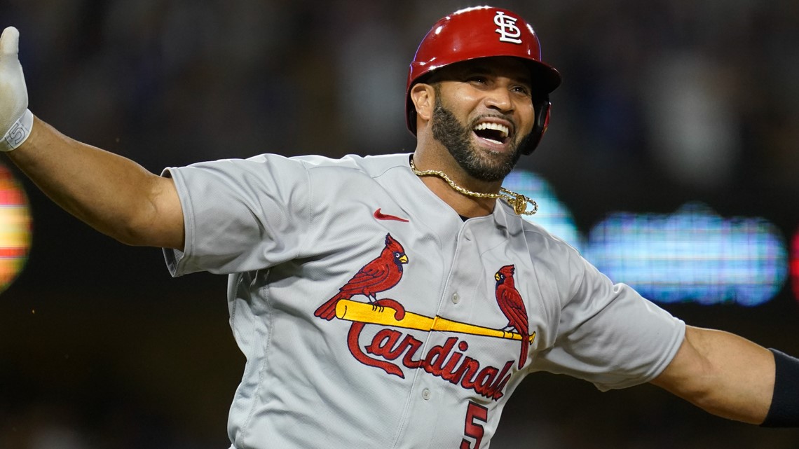 Pujols, Cards steal one