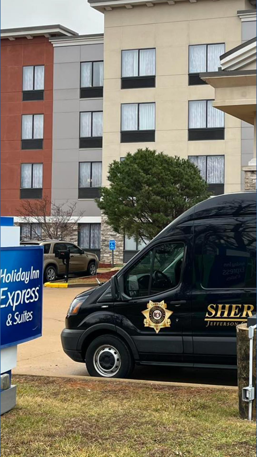 Woman found dead in Fenton home; suspect dies by suicide at Festus ...