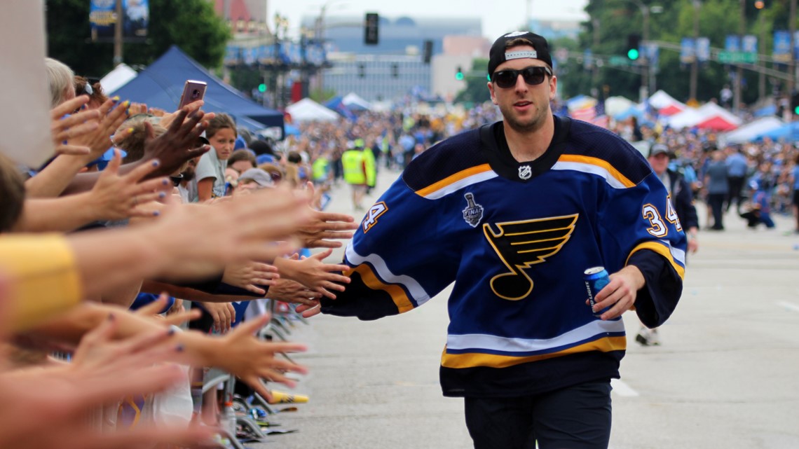 Blues' Vince Dunn celebrates Stanley Cup victory with hometown