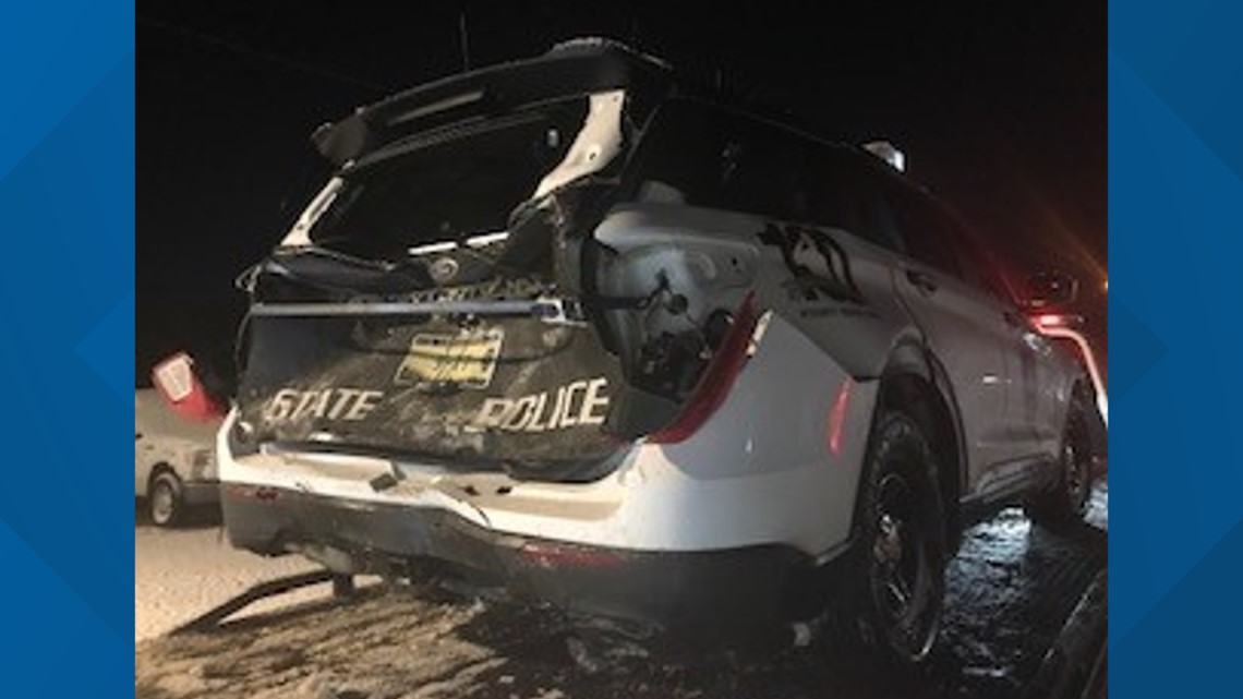 Florissant woman charged in crash with ISP trooper - Vimarsana News
