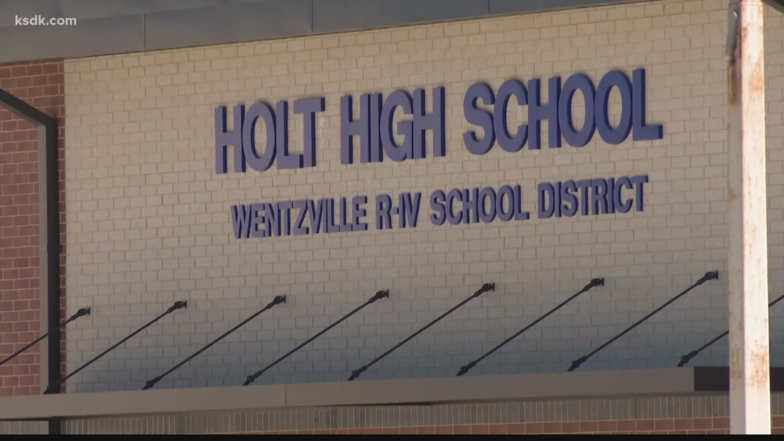 Wentzville School District Superintendent On Covid-19 Cases 