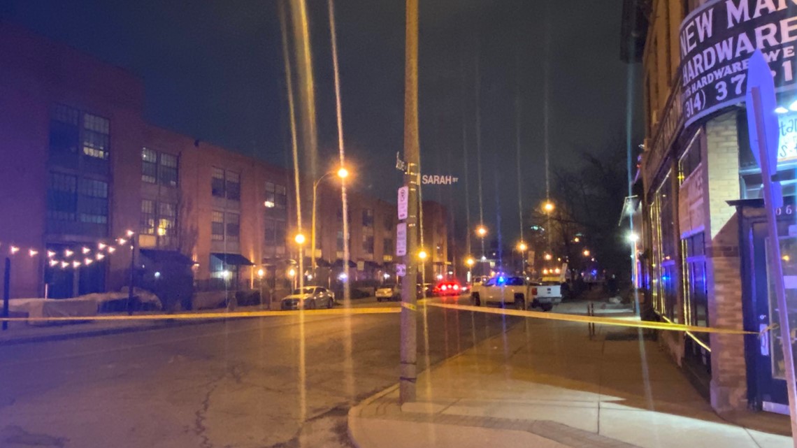 Man, young girl killed in double shooting in St. Louis - Vimarsana News