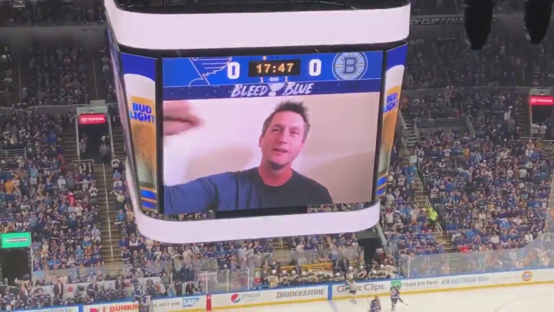 A Cardinals Game 6 hero got Blues fans pumped up for their own Game 6.