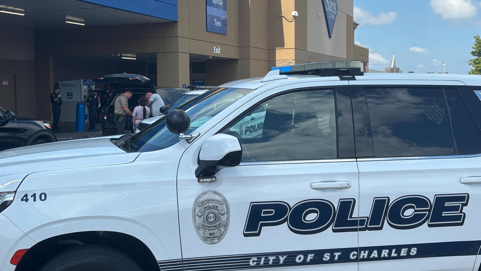 ICE detains woman at St. Charles Sam's Club after police pursuit as police search for driver