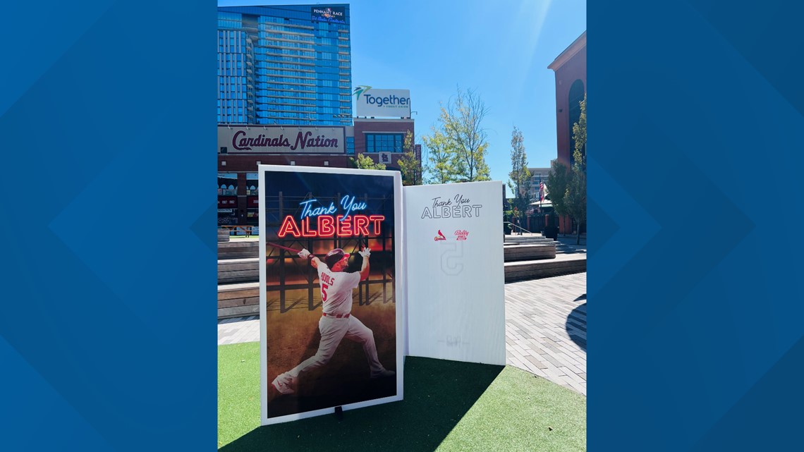 Cardinals fans flock to Busch for ceremony honoring Molina and Pujols ahead  of final game