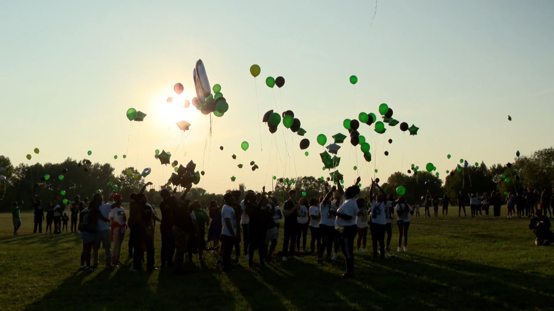 Community balloon release honors victims of University City crash ...