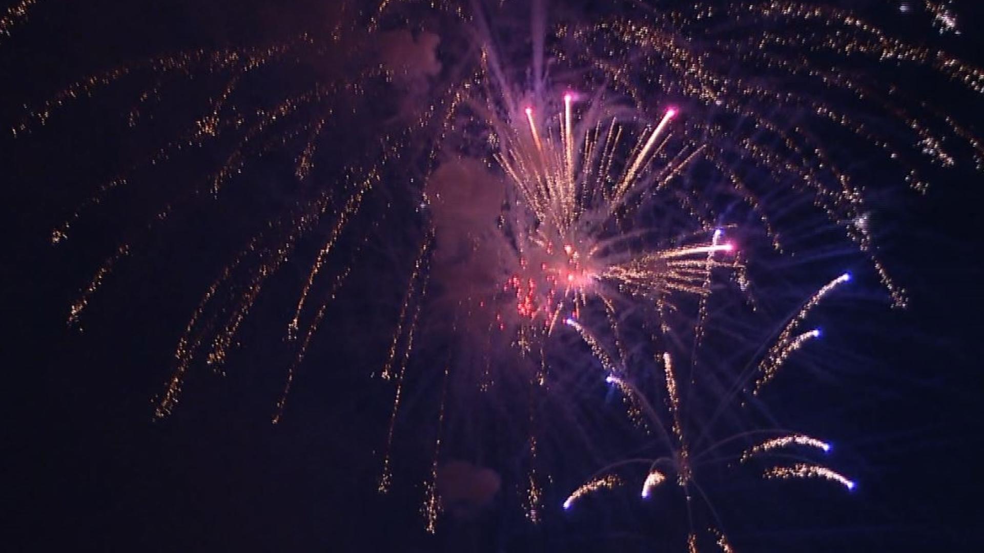 Thousands gathered Wednesday night in O’Fallon, Illinois, to catch fireworks ahead of the holiday.