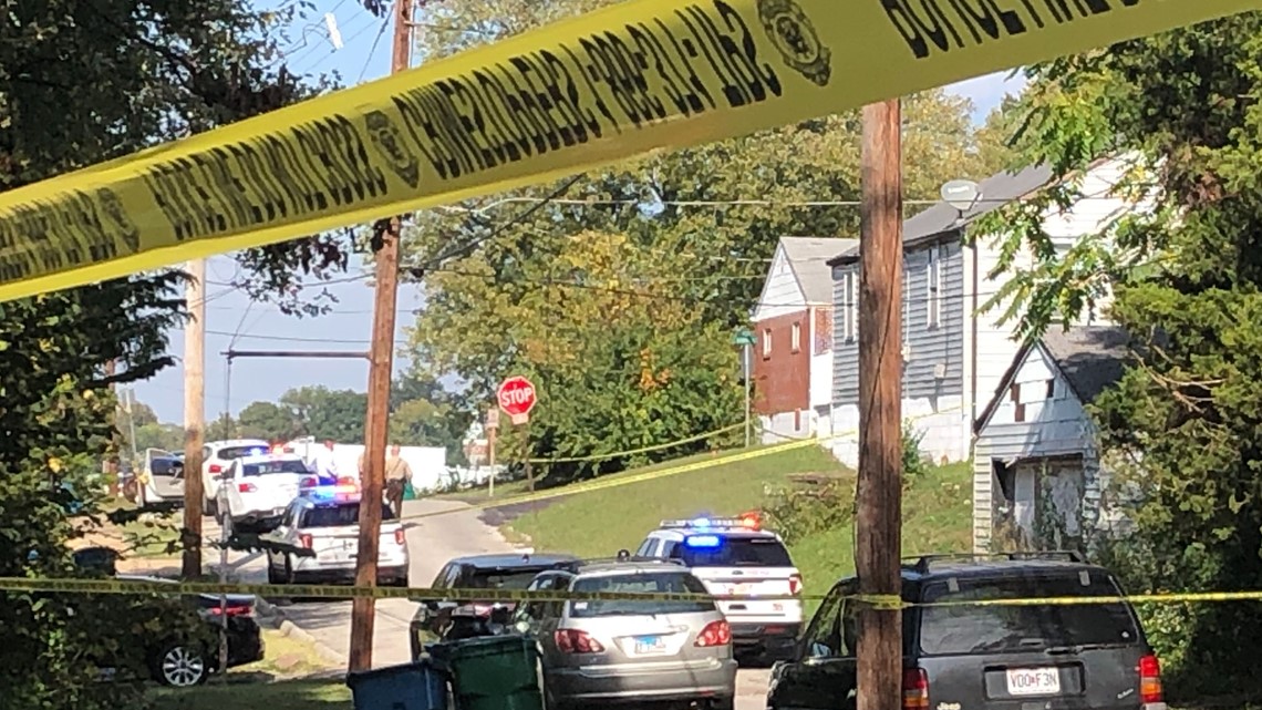 Man dies after being found shot inside car in St. Louis County | ksdk.com