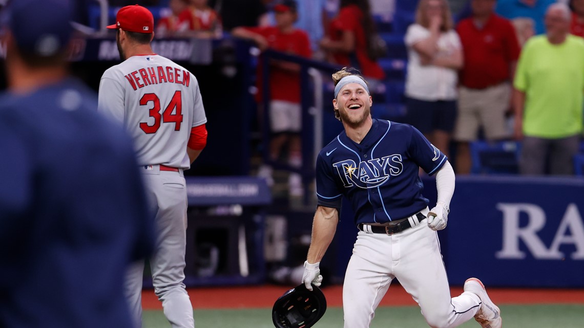 Walls hits 3-run homer in 10th, Rays beat Cardinals 4-2