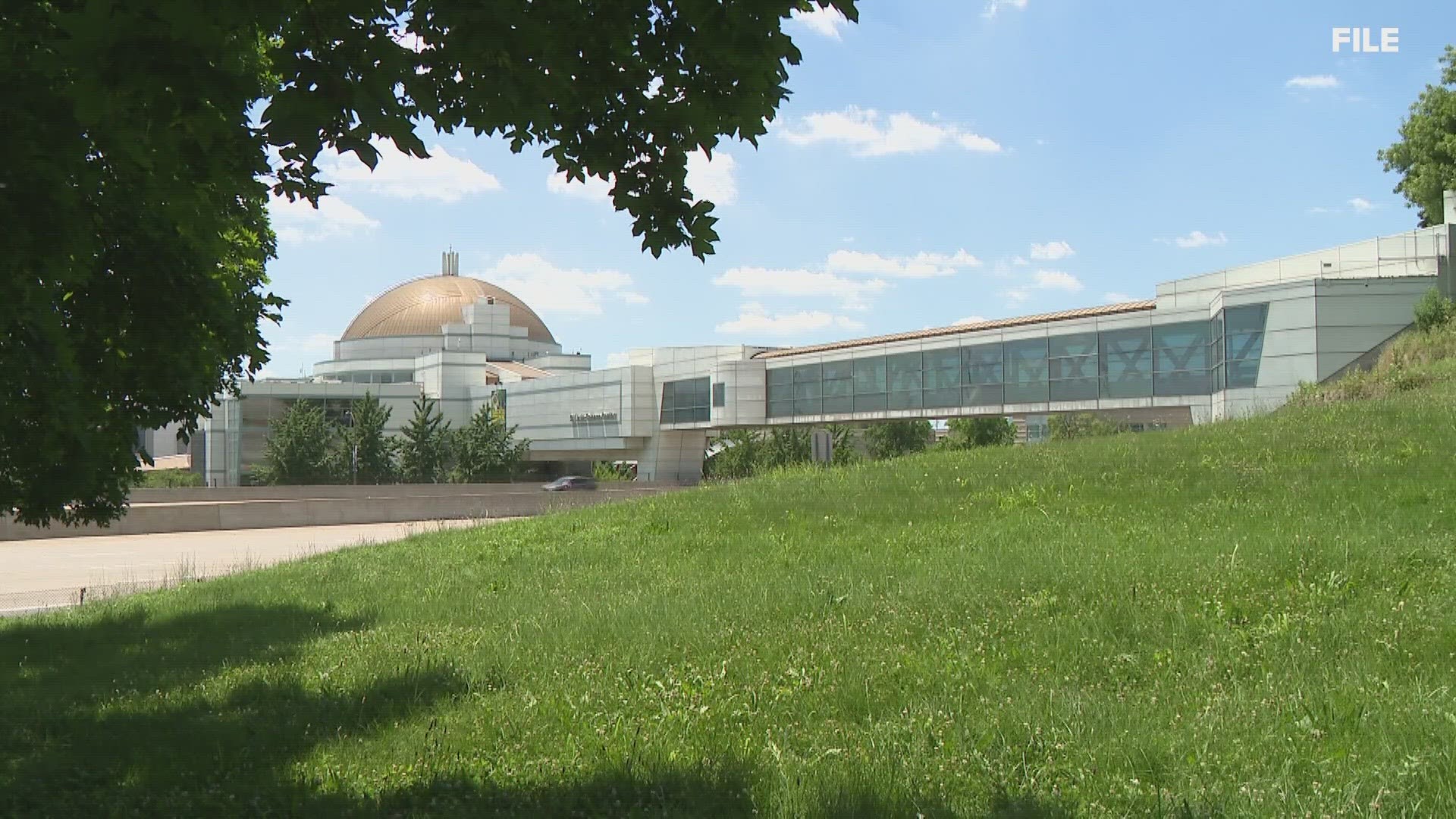 Readers have a chance to vote for the Saint Louis Science Center in two different categories of USA Today's 10Best Reader's Choice Awards. Voting closes Feb. 12.